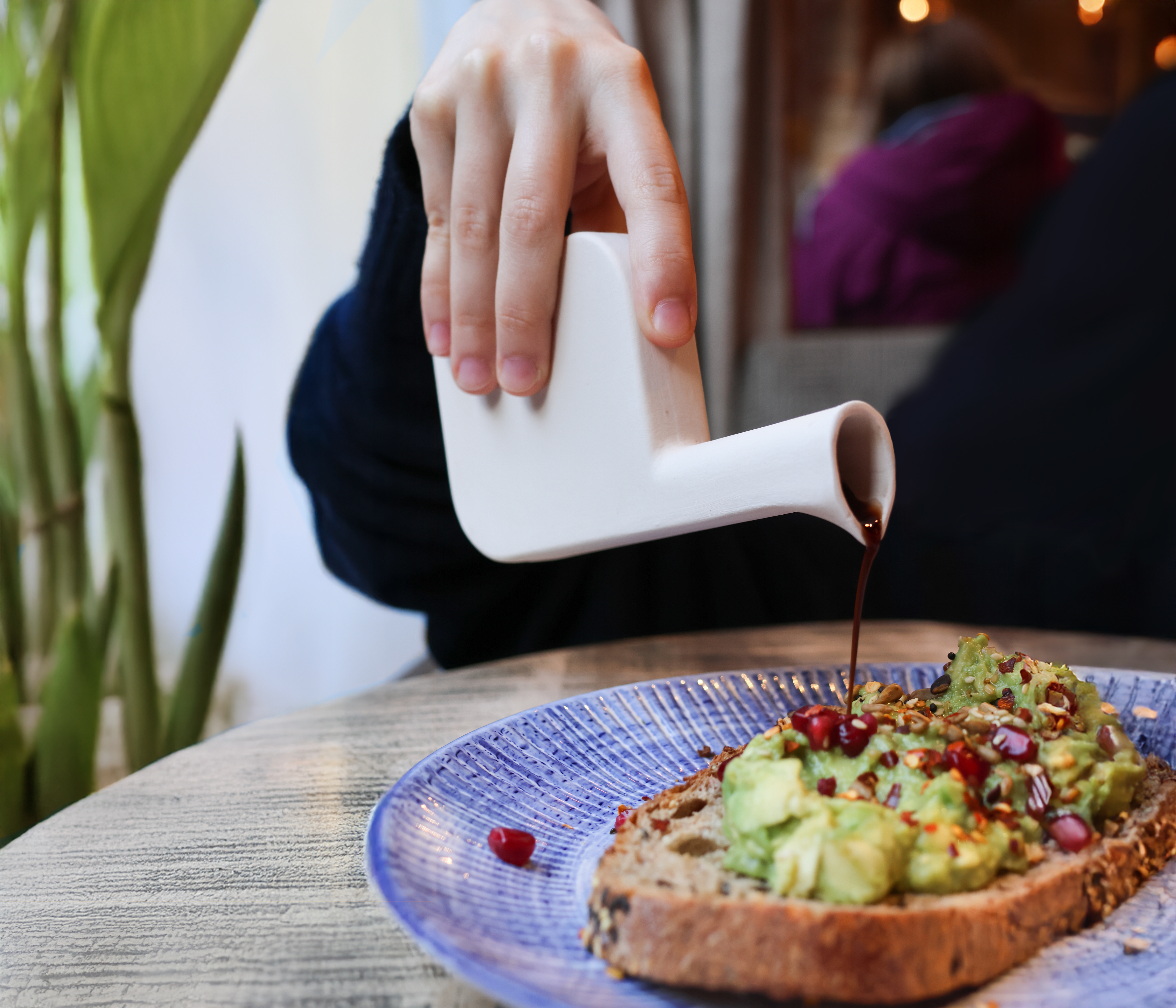 Ardea Balsamic Vinegar Pourer